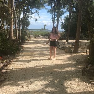 Meet your Posher, Gabby